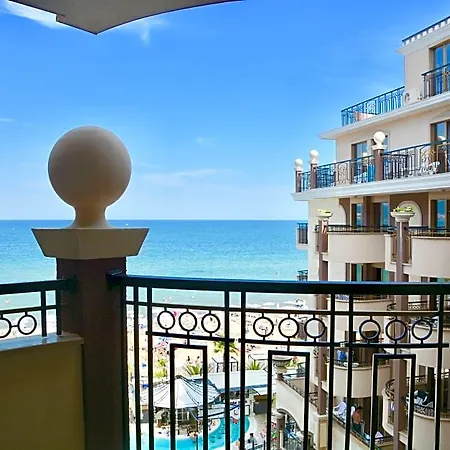 Hotel Golden Rainbow 3*